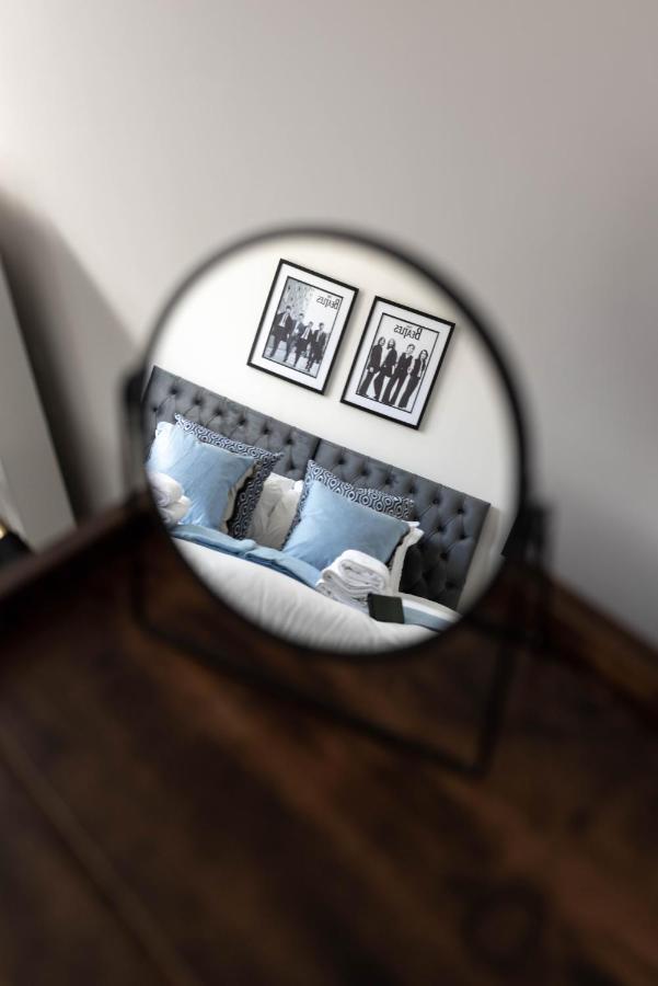 Modern & Stylish Home At The Corner Of Famous Penny Lane In Liverpool Esterno foto